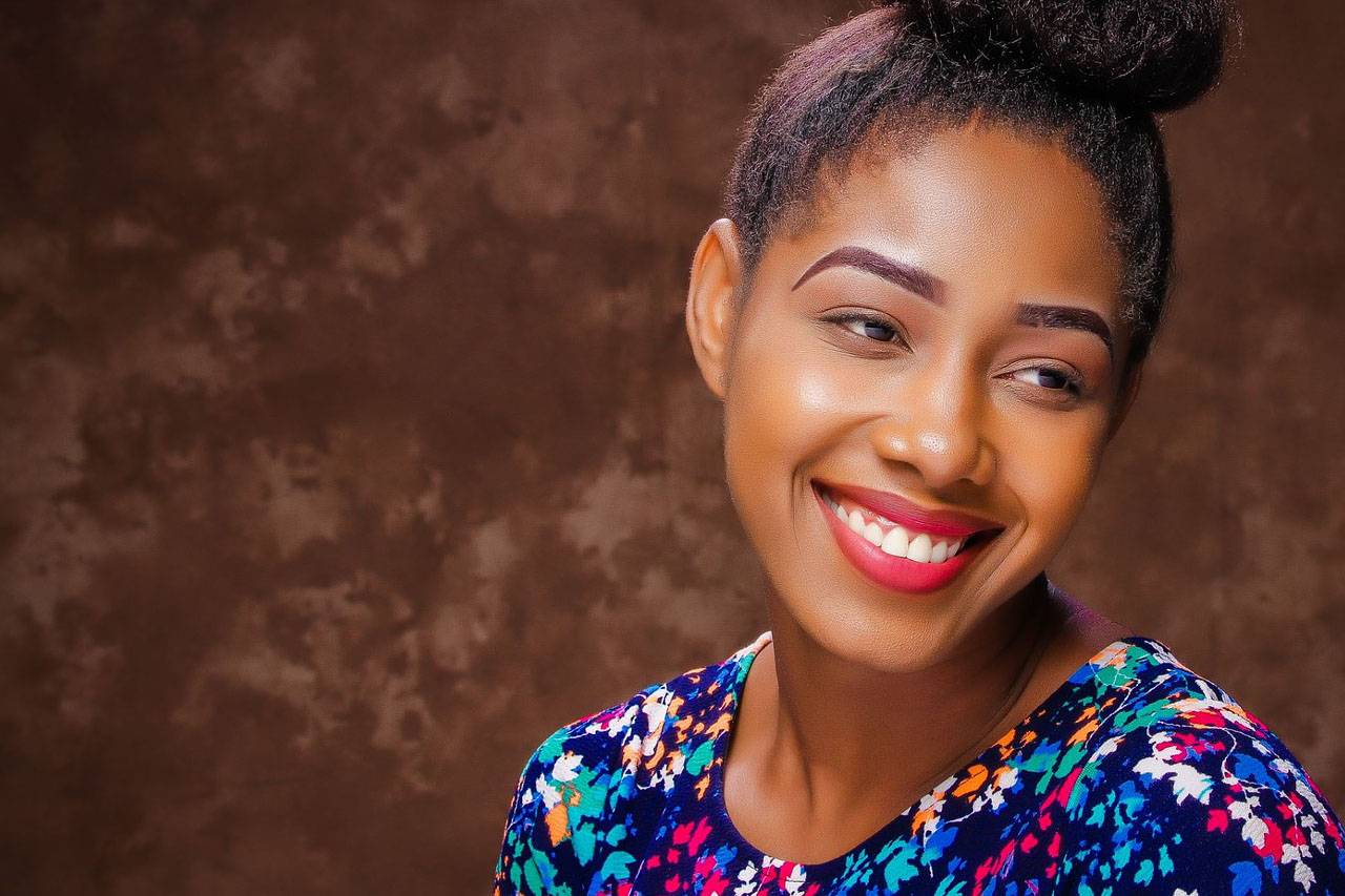 Young African-American Woman with scleral lenses